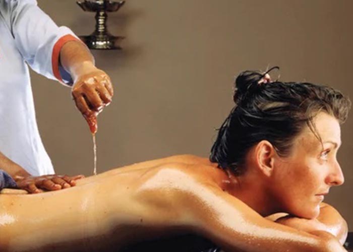 jeewa-sandhi-ayurvedic-massage-center---pizhichil-1--hour